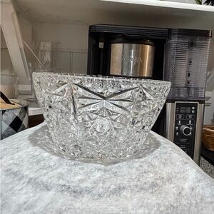 McGee Glass Company Elegant Clear Crystal Bowl